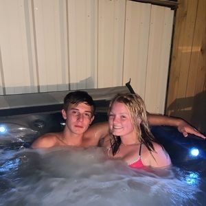 Meet your Posher, Kenna